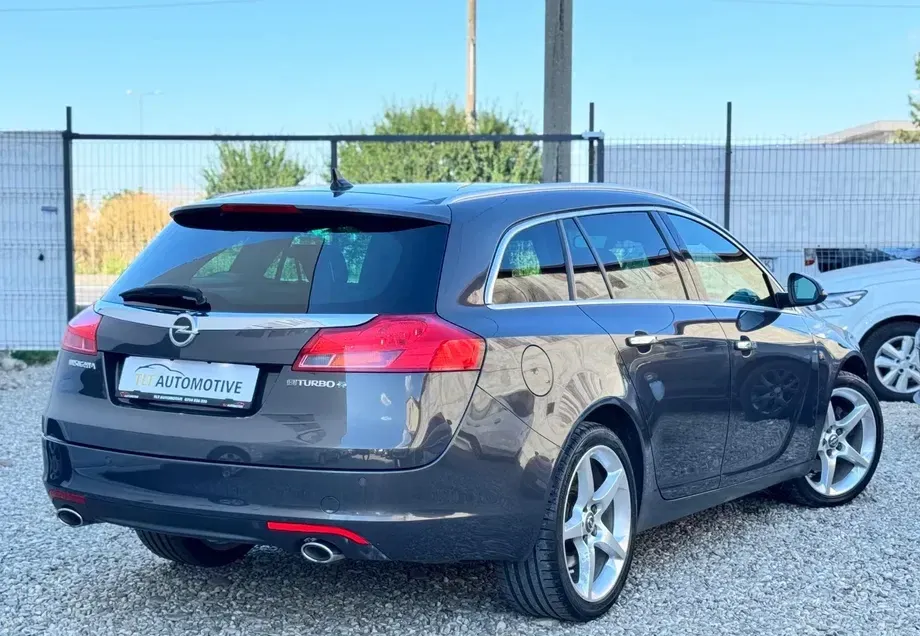 Opel Insignia 2.0 CDTI ECOTEC 4X4 Cosmo Aut. — imagine 5