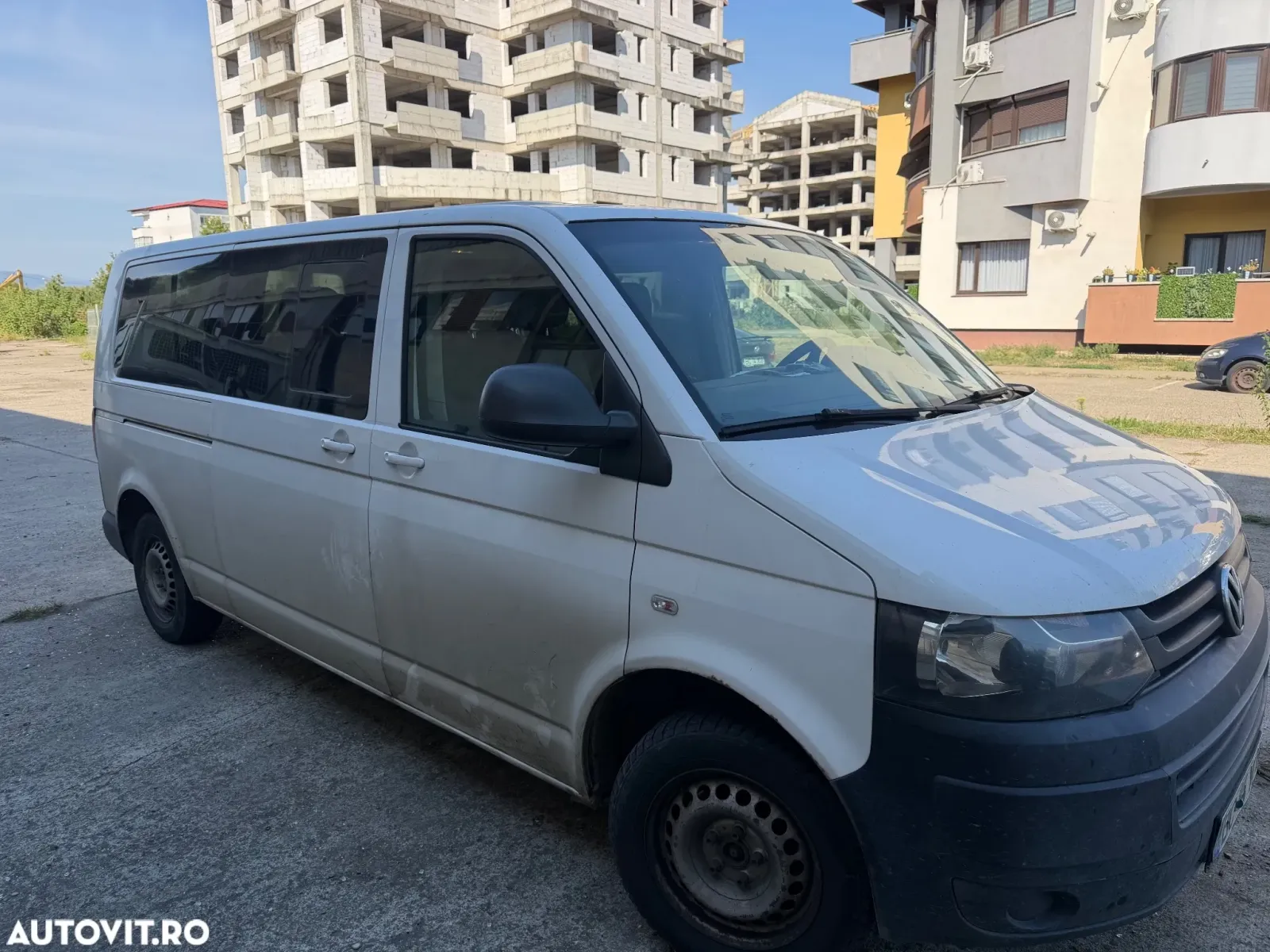 Volkswagen Caravelle — imagine 4