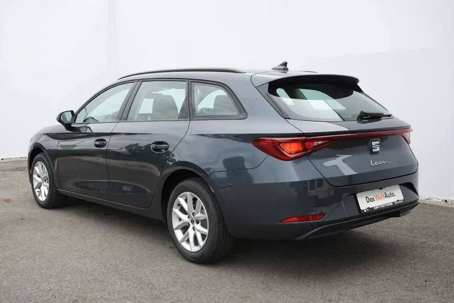Seat Leon IV 1.5 eTSI mHEV DSG7 Style — imagine 3