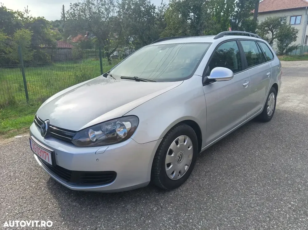 Volkswagen Golf 1.6 TDI DPF Trendline DSG — imagine 3