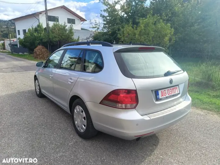 Volkswagen Golf 1.6 TDI DPF Trendline DSG
