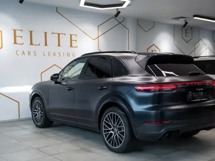 Porsche Cayenne Standard