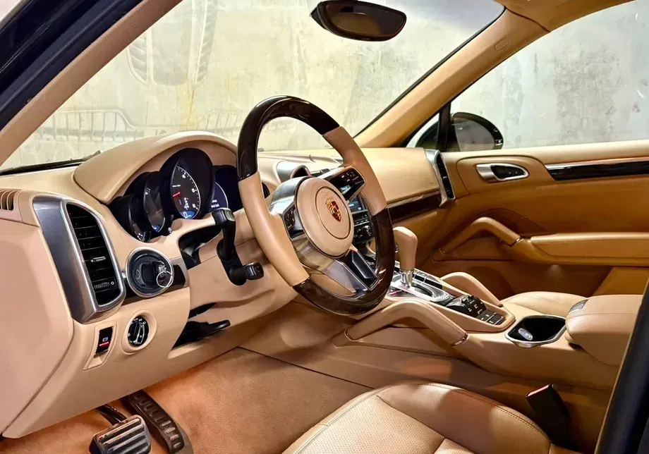 Porsche Cayenne 3.0 L — imagine 6