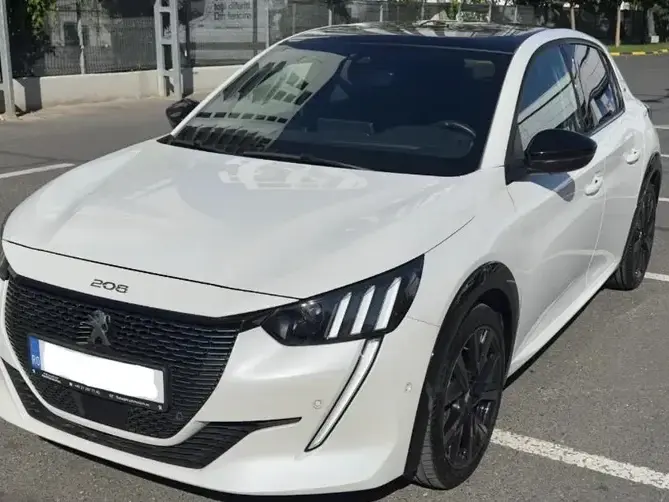 Peugeot 208 1.2 L PureTech STT EAT8 GT Pack