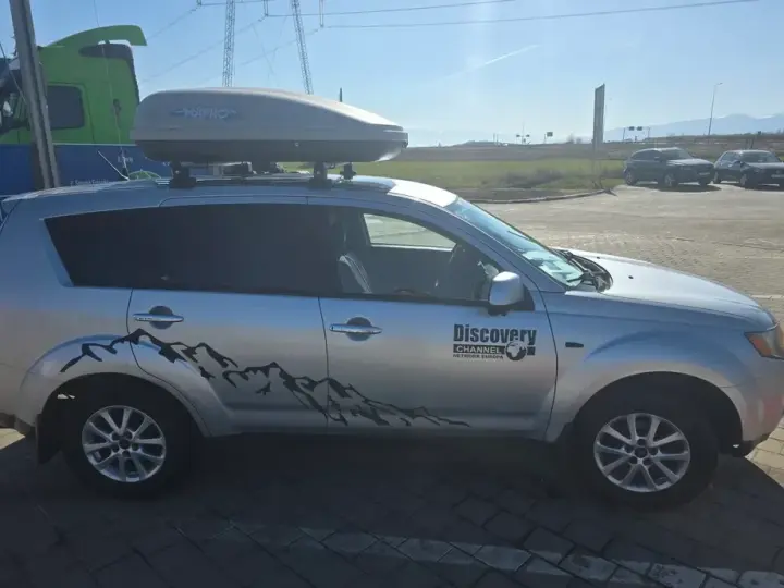 Mitsubishi Outlander II 2.0 DI-D 4WD Inform