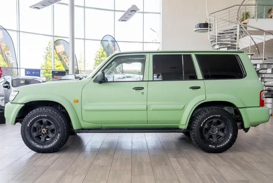 Nissan Patrol — imagine 4