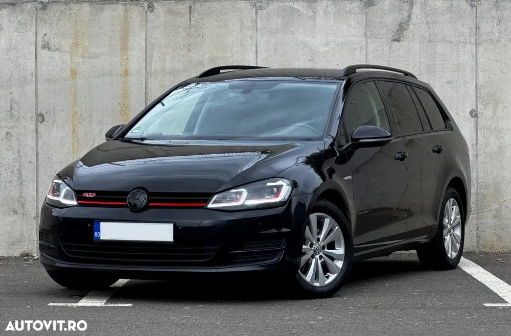 Volkswagen Golf — imagine 3
