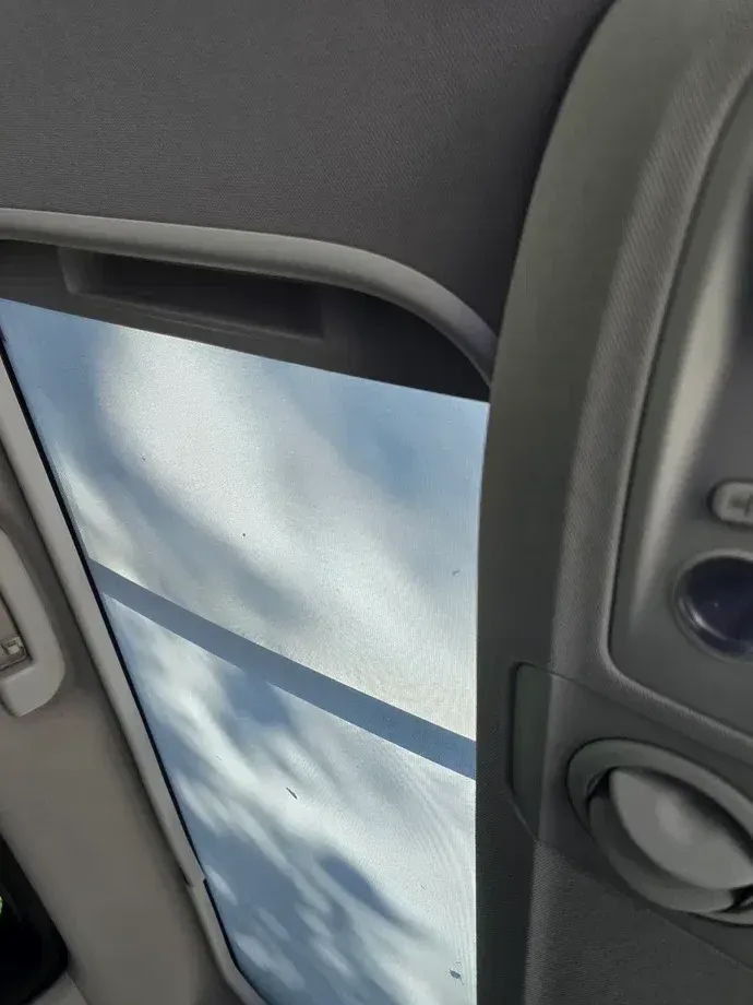 Peugeot Traveller L2H1 BlueHDI S&S Combispace Premium — imagine 6