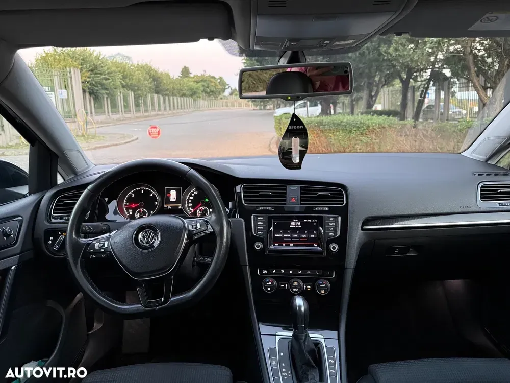 Volkswagen Golf — imagine 6