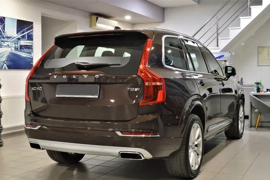 Volvo XC 90 II T8 Twin Engine AWD Inscription — imagine 2