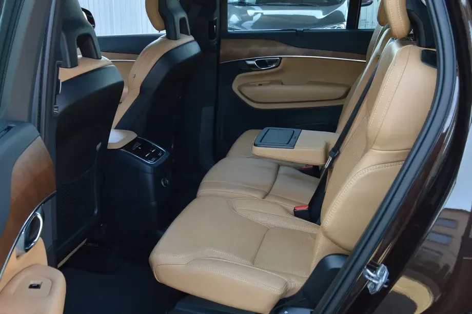 Volvo XC 90 II T8 Twin Engine AWD Inscription — imagine 6