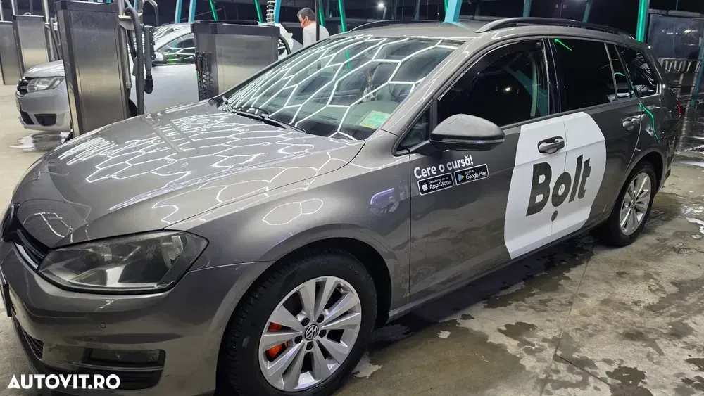 Volkswagen Golf 1.6 TDI BlueMotion Technology DSG Comfortline — imagine 4