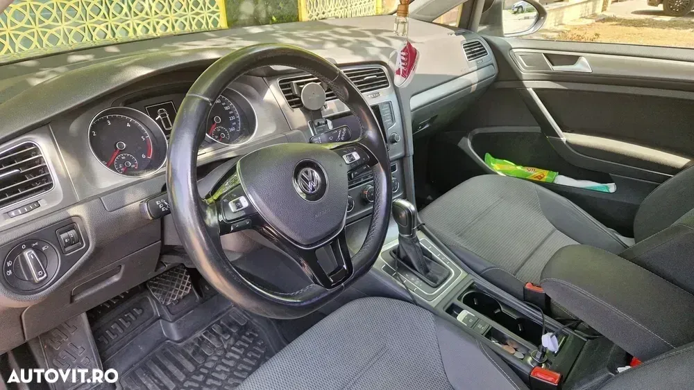 Volkswagen Golf 1.6 TDI BlueMotion Technology DSG Comfortline — imagine 6