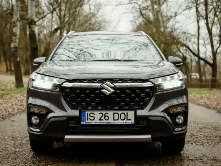 Suzuki S-Cross