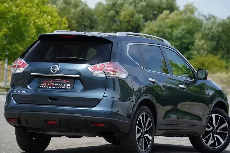 Nissan X-Trail III 2.0 dCi ALL-MODE 4x4i Xtronic Tekna — imagine 4