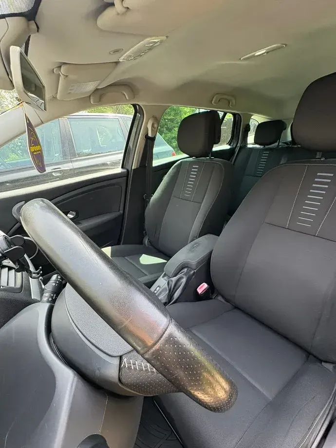 Renault Mégane III 1.9dCi SL Extreme — imagine 6