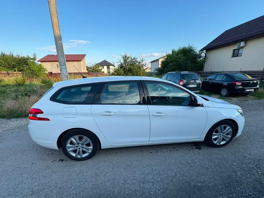 Peugeot 308 II BlueHDi FAP 100 Stop & Start Access — imagine 6