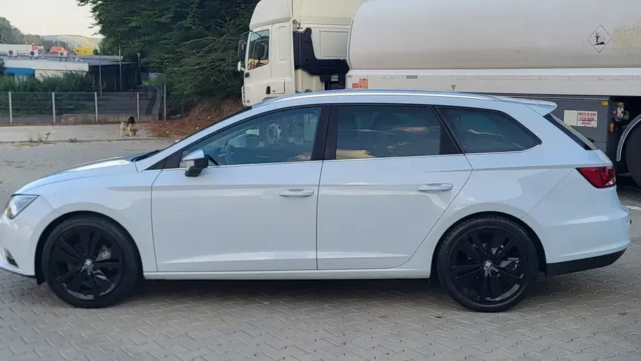 Seat Leon III 1.6 TDI ECOMOTIVE Style — imagine 2