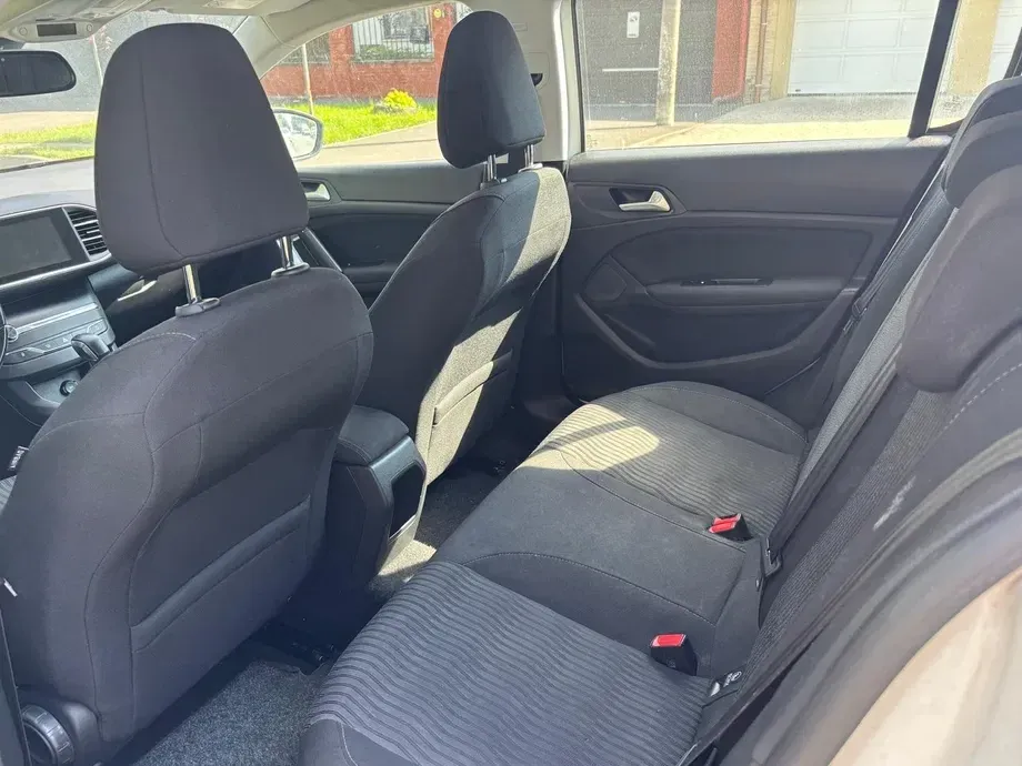 Peugeot 308 II HDi FAP 92 Access — imagine 6