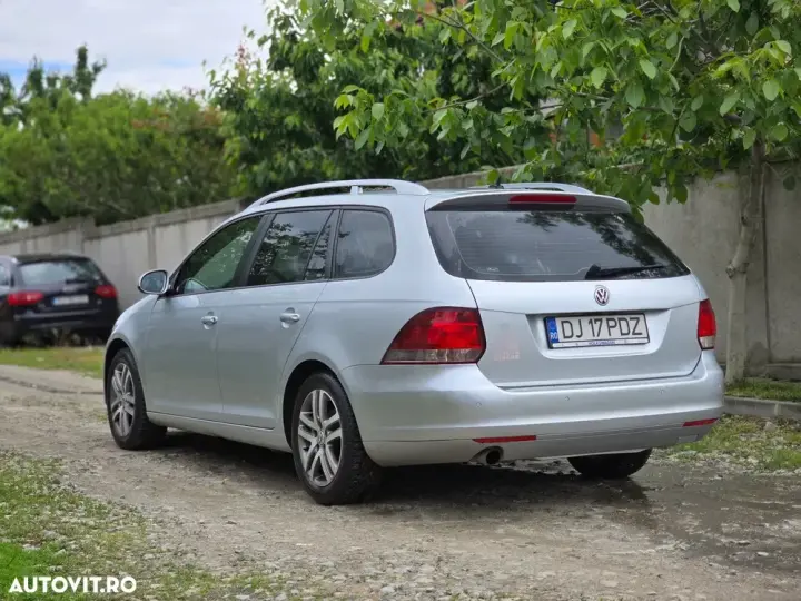 Volkswagen Golf 1.6 TDI DPF DSG Comfortline