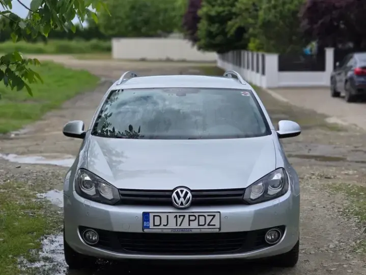 Volkswagen Golf 1.6 TDI DPF DSG Comfortline
