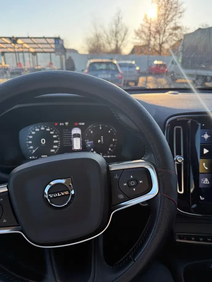 Volvo XC 40 — imagine 6