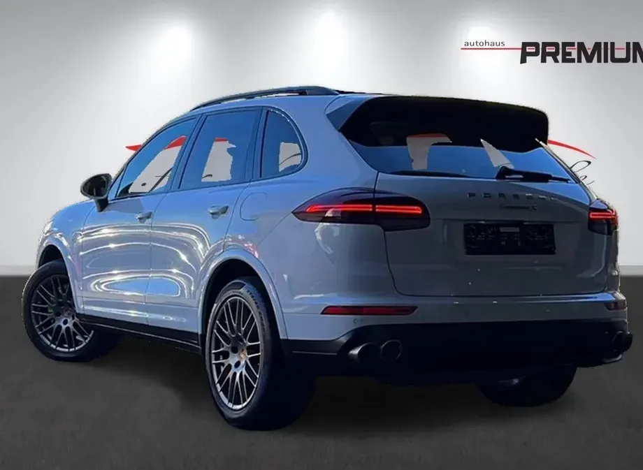 Porsche Cayenne — imagine 4