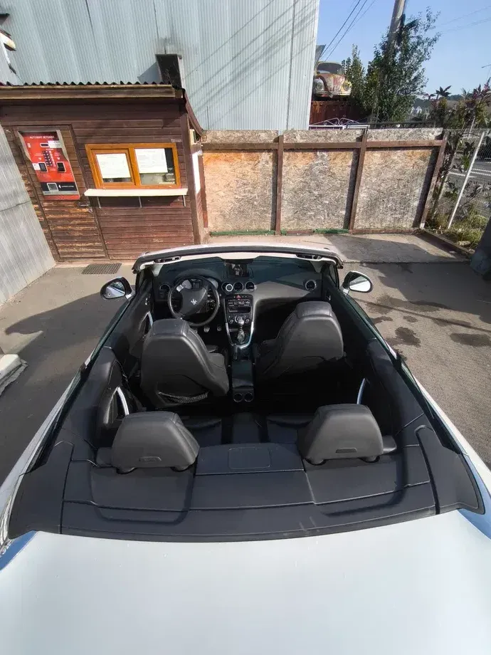Peugeot 308 I 2.0 HDI Premium Pack — imagine 6