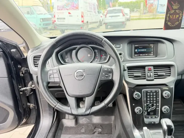 Volvo V40 D2 DRIVe Basic