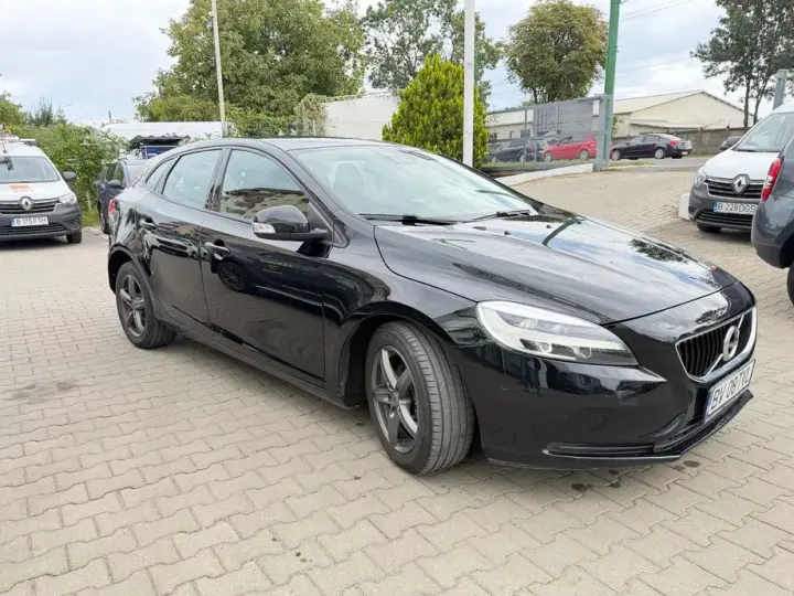 Volvo V40 D2 DRIVe Basic