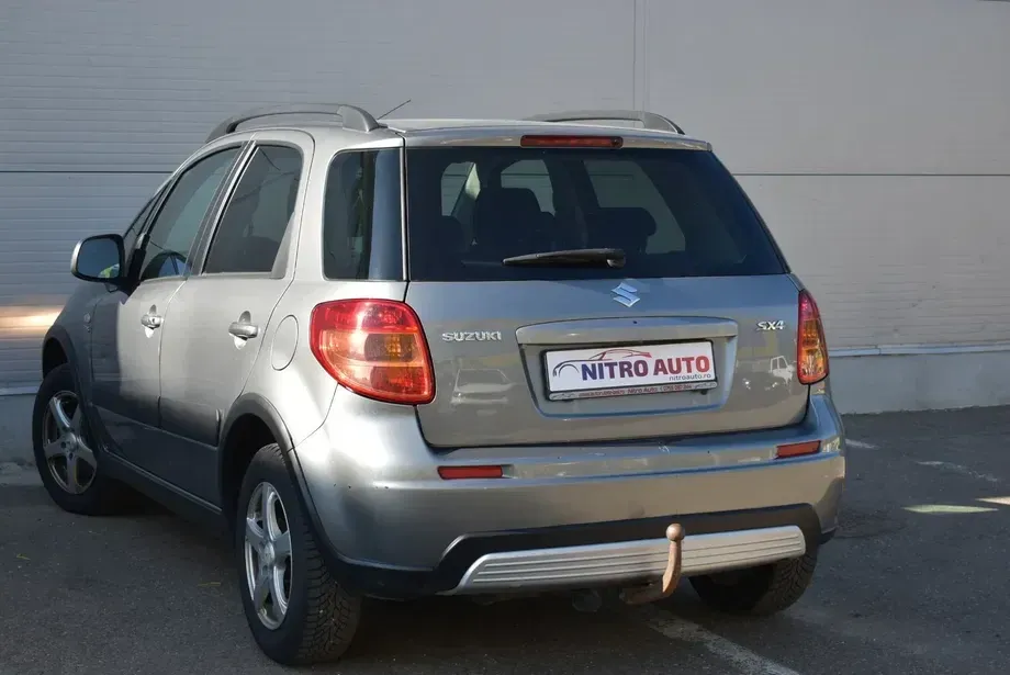 Suzuki SX4 — imagine 4