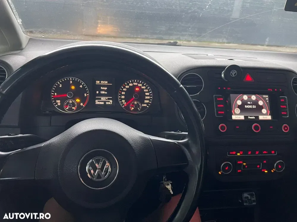 Volkswagen Golf 1.6 TDI DPF Comfortline — imagine 3