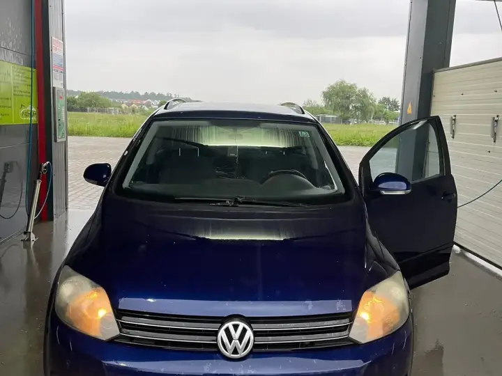 Volkswagen Golf 1.6 TDI DPF Comfortline
