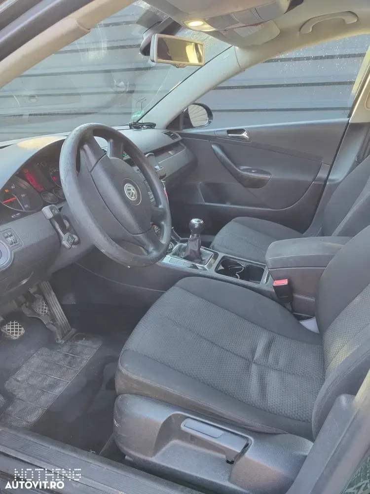 Volkswagen Passat 2.0 TDI Comfortline DPF — imagine 6