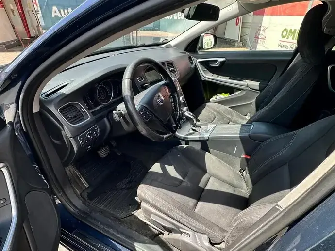 Volvo V60 DRIVe Start-Stop Basic