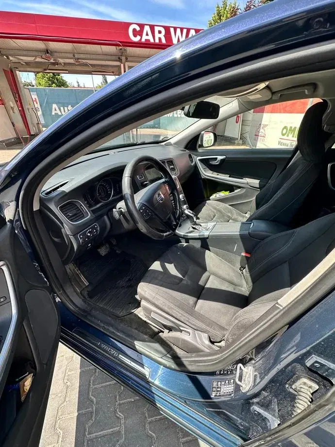 Volvo V60 DRIVe Start-Stop Basic — imagine 4