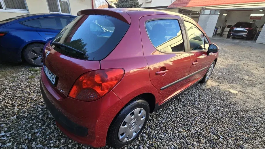 Peugeot 207 1.4 VTi Active — imagine 2