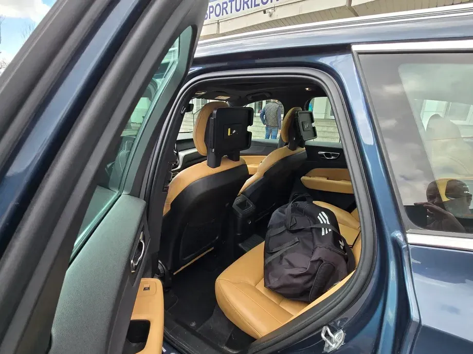 Volvo XC 60 II T8 Twin Engine AWD Geartronic Momentum — imagine 6