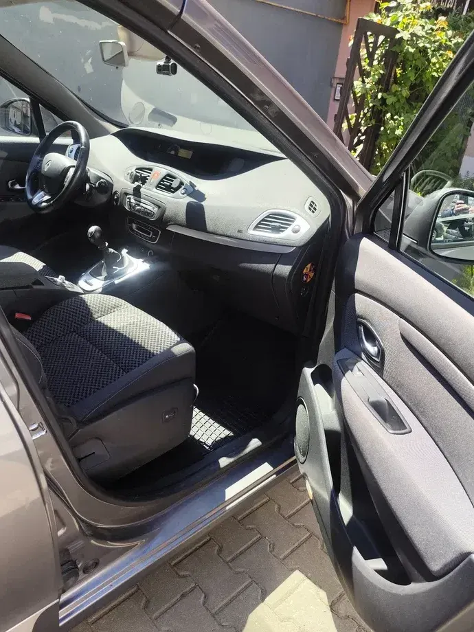 Renault Grand Scenic dCi 110 Expression — imagine 5