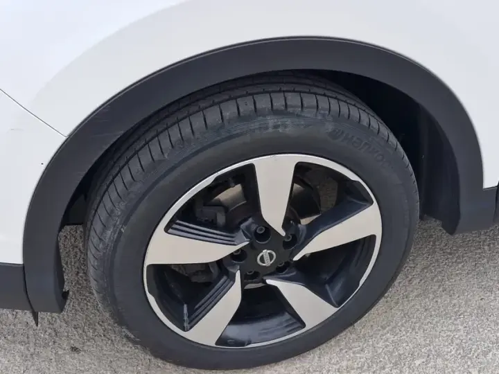 Nissan Qashqai 1.6 DCI Start/Stop X-TRONIC N-Connecta