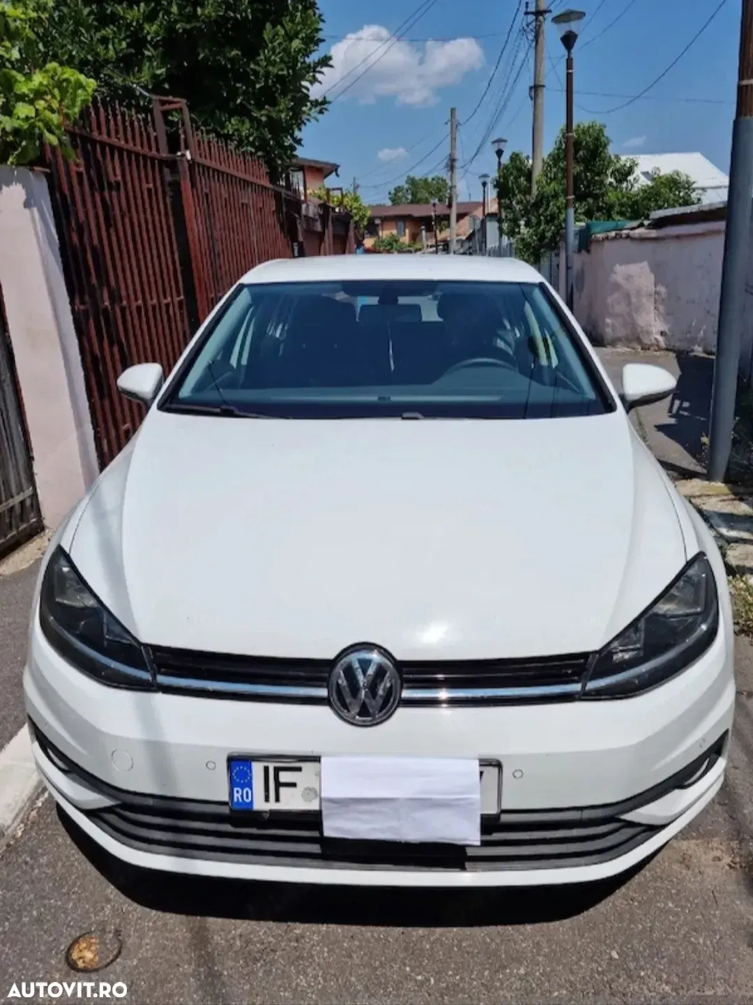 Volkswagen Golf — imagine 5