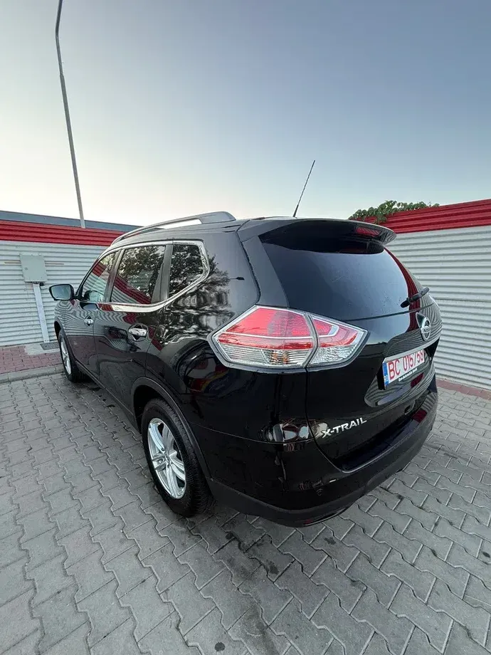 Nissan X-Trail III 1.6L dCI Start/Stop 4x4-i Tekna — imagine 3