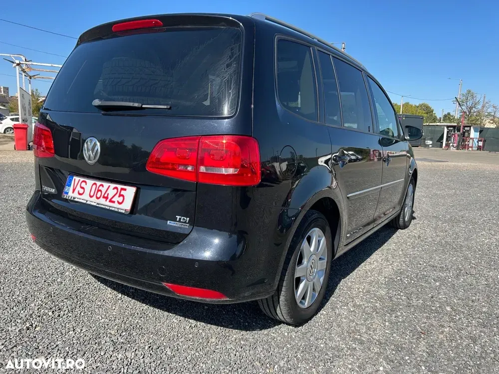 Volkswagen Touran 1.6 TDI DSG Highline — imagine 5