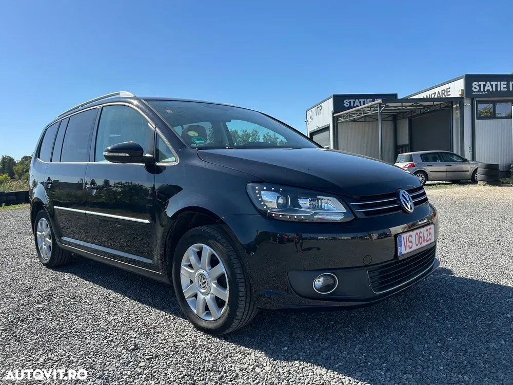 Volkswagen Touran 1.6 TDI DSG Highline — imagine 3