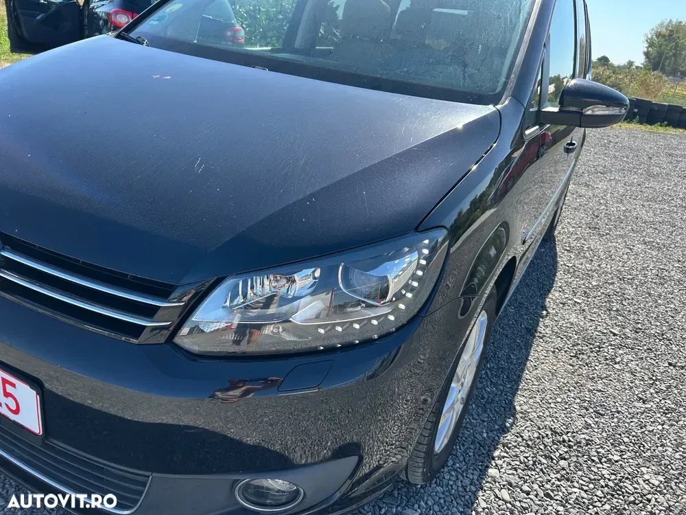 Volkswagen Touran 1.6 TDI DSG Highline — imagine 2