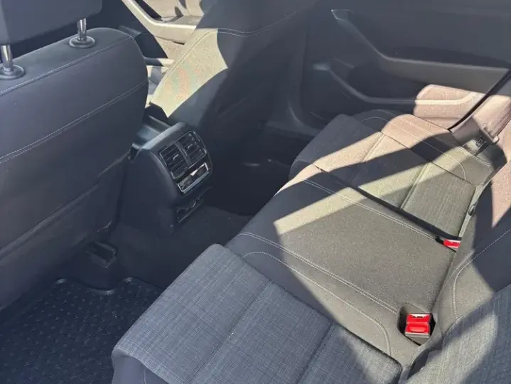 Volkswagen Passat B8 2.0 TDI DSG Advance