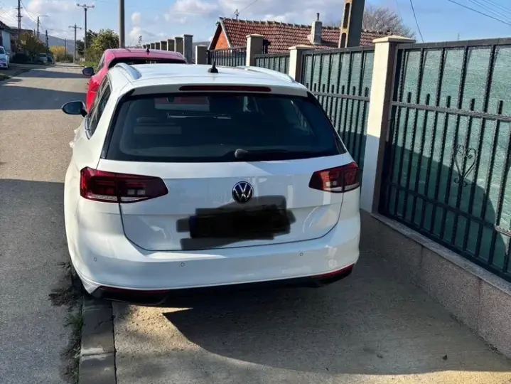 Volkswagen Passat B8 2.0 TDI DSG Advance