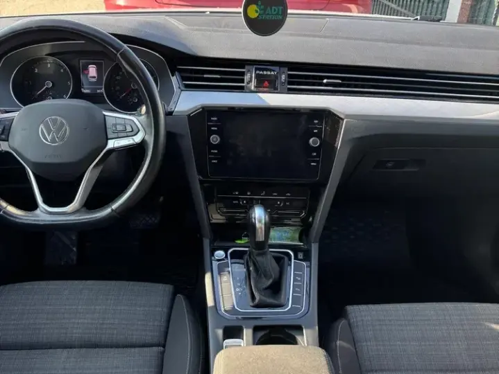 Volkswagen Passat B8 2.0 TDI DSG Advance