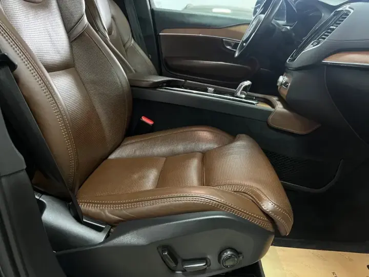 Volvo XC 90 T8 AWD Recharge Geartronic Inscription Edition
