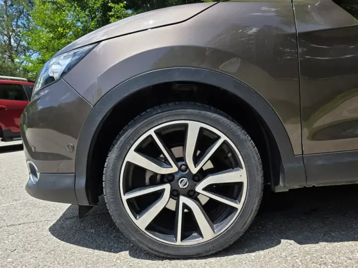Nissan Qashqai II 1.6 DCI Start/Stop X-TRONIC Tekna